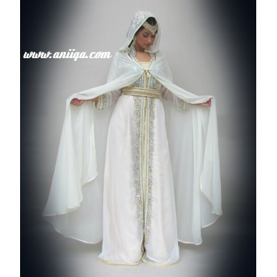 Caftan blanc mariage avec cape