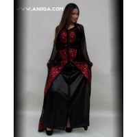 Location caftan marocain rouge et noir