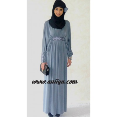 Abaya de dubai grise avec hijab