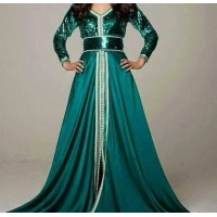 caftan marocain vert émeraude , sequin et mousseline 