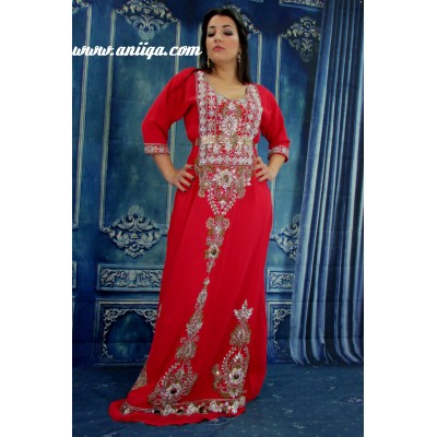 Caftan rouge manches 3/4