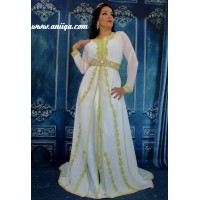 caftan mariée blanc et or 2018/2019 , caftan simple avec cape 2018/2019, takchita marocaine mariée 2018/2019