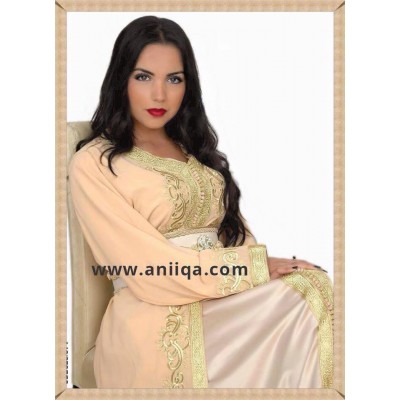 caftan Takchita moderne beige et or modèle 2018/2019