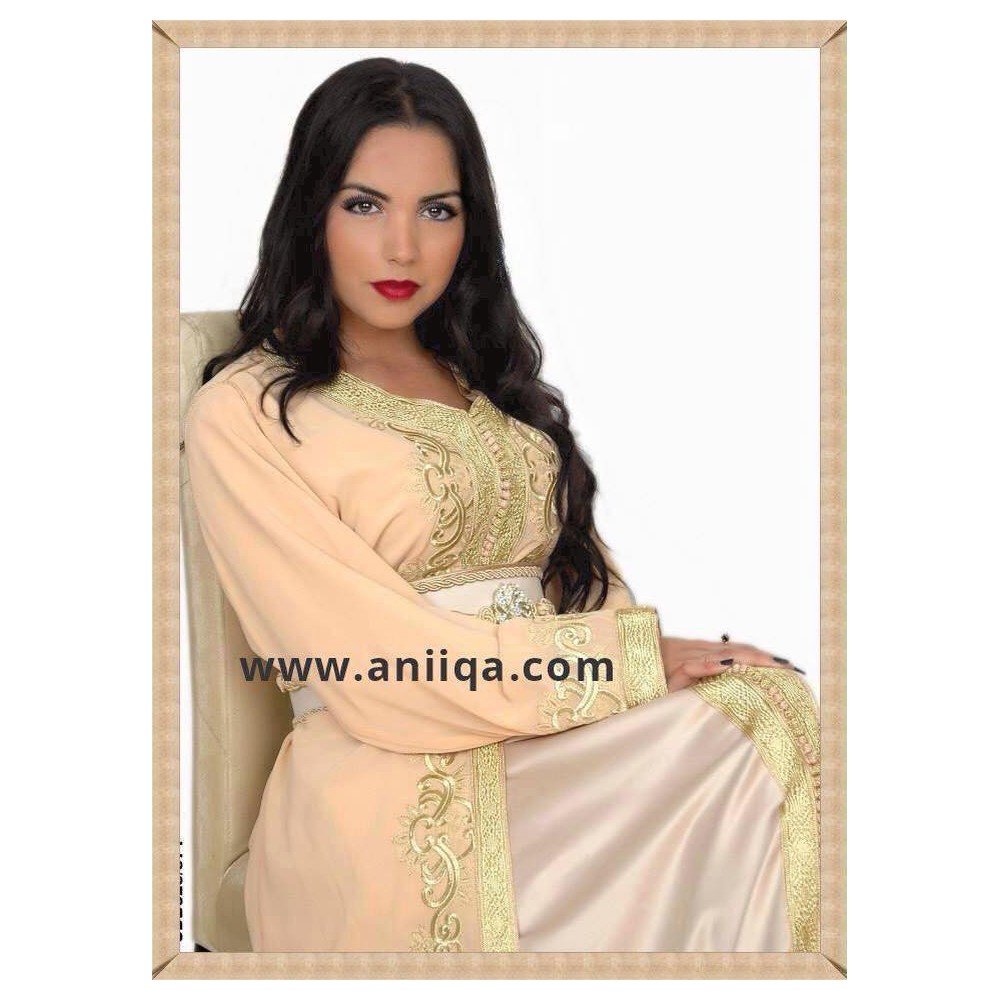 caftan Takchita moderne beige et or modèle 2018/2019