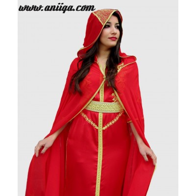 Robe de soirée orientale avec cape , burnous , selhame