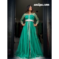 caftan marocain simple et tendance, style robe de soirée orientale, vert émeraude, perlé , tissu tulle et satin