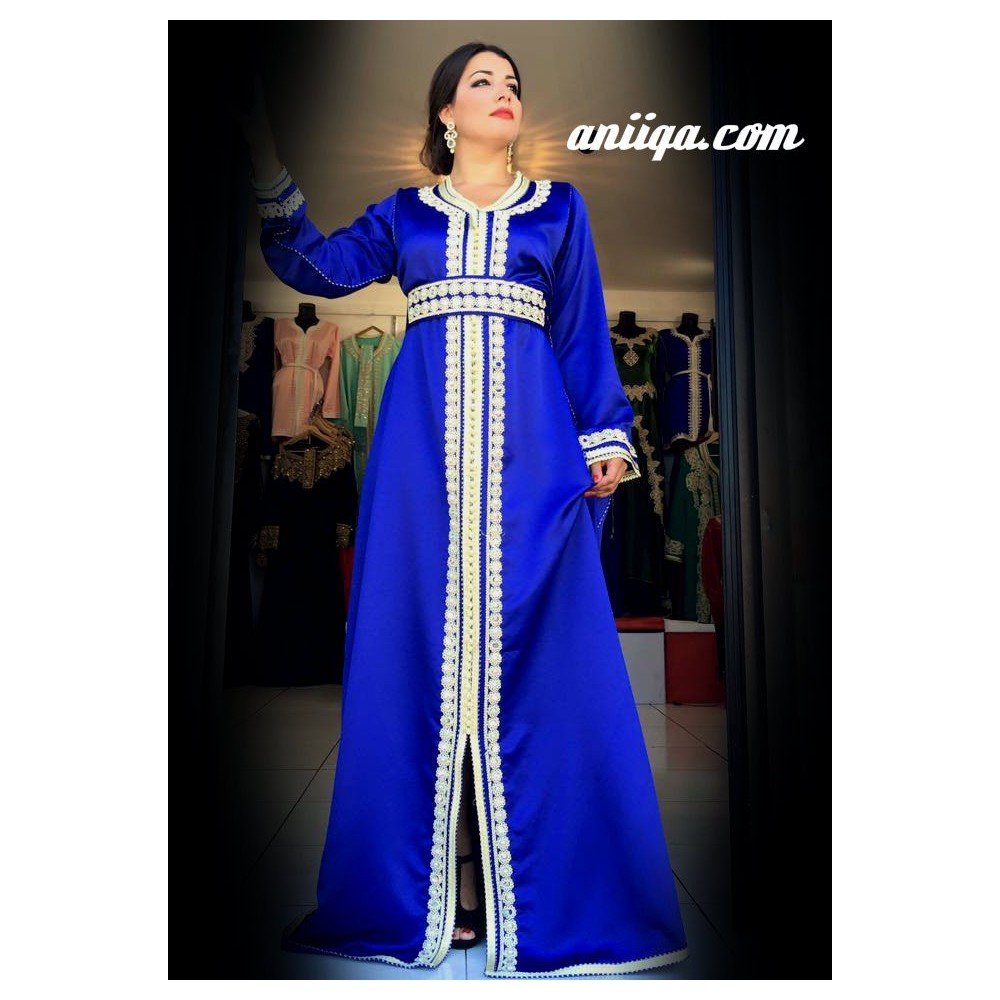 robe orientale marocaine bleu roi , perlé et brodé , simple et chic  collection 2017