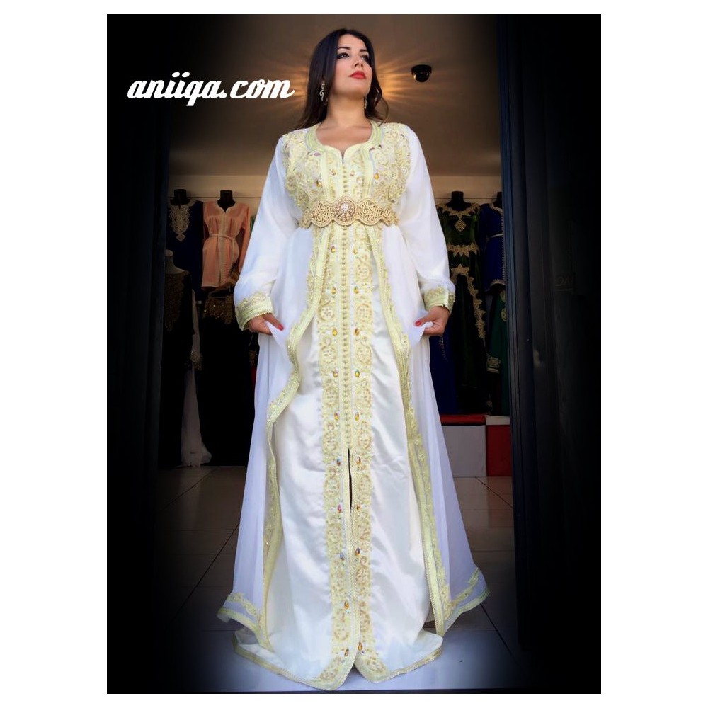 caftan takchita marocaine blanche  de mariage et doré , perlé et brodé , collection 2016/2017