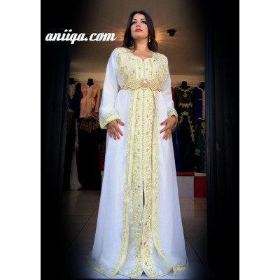 caftan takchita marocaine blanche  de mariage et doré , perlé et brodé , collection 2016/2017