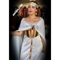 Robe kabyle avec burnous pour mariage 