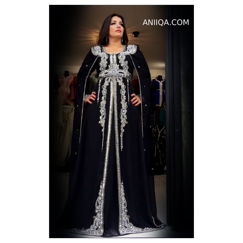 Caftan dubai  noir et argent avec cape moderne 