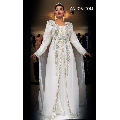 robe kabyle avec burnous