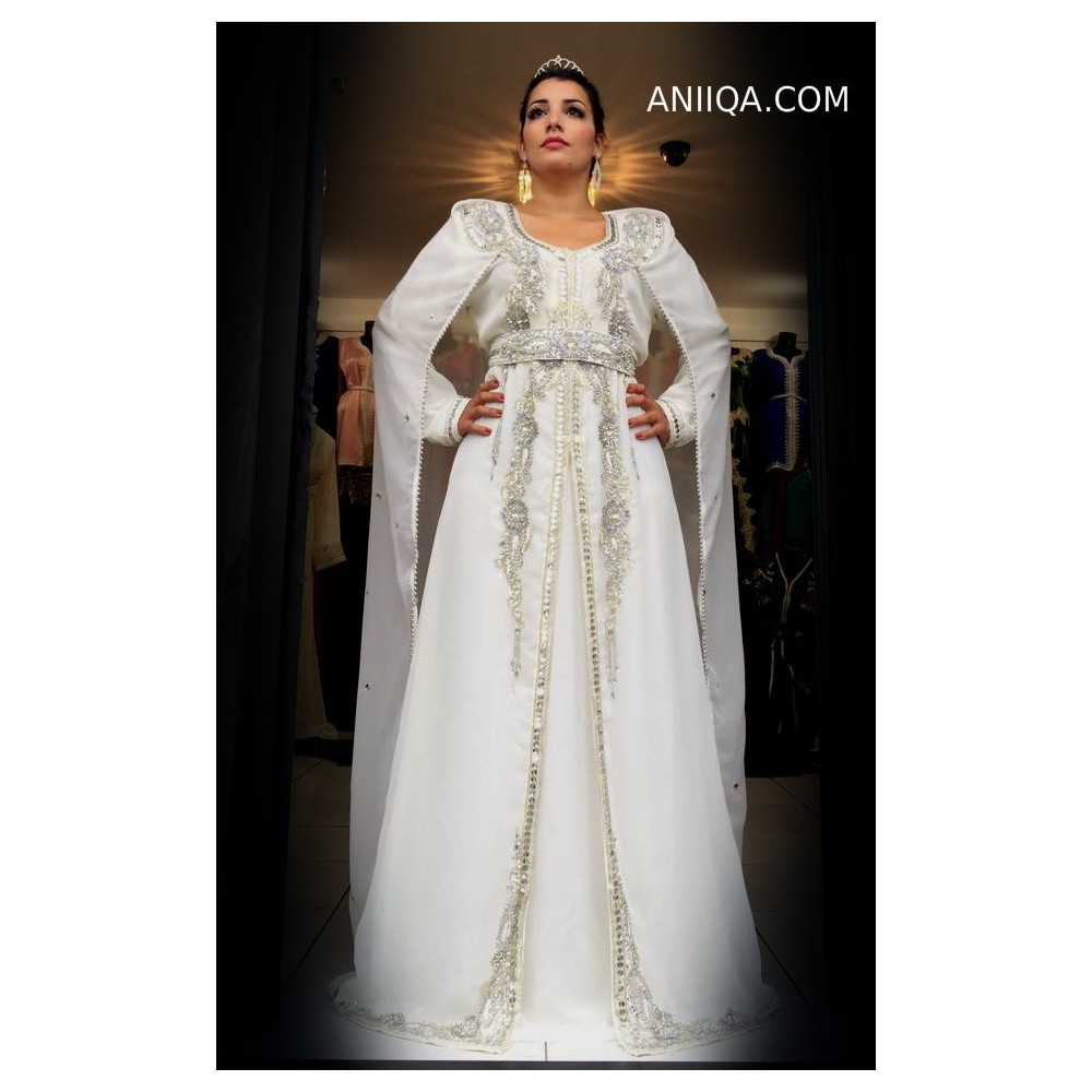 Robe de soirée orientale blanche de mariage  avec burnous 