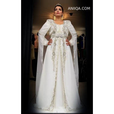 Robe de soirée orientale blanche de mariage  avec burnous 