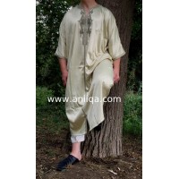 Gandoura marocaine pour homme moderne 