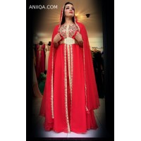 Caftan marocain de mariage rouge  avec cape 
