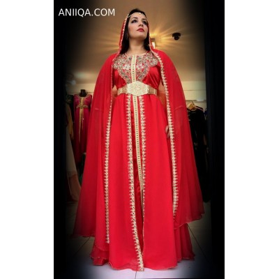 Caftan marocain de mariage rouge  avec cape 