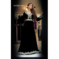 Caftan marocain velours noir moderne