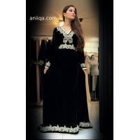 Caftan marocain velours noir moderne