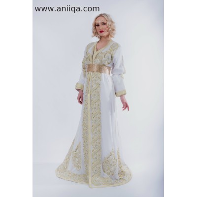 Robe marocaine de mariée blanche et doré