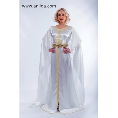 Robe orientale de mariage blanche avec cape 2018/2019