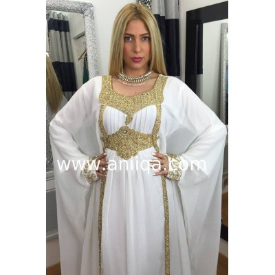 robe de soirée dubai mariage blanche , manches faracha papillon , modèle 2016