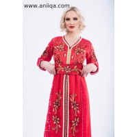 Location caftan rouge moderne