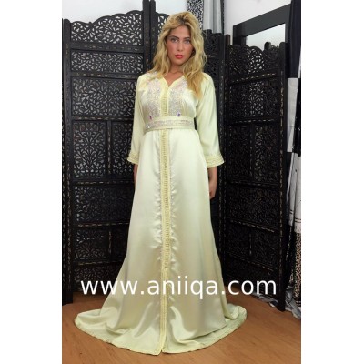 Caftan simple blanc cassé strassé Kayna