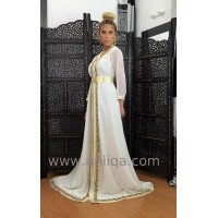 Caftan blanc avec taassab perlé Kassi