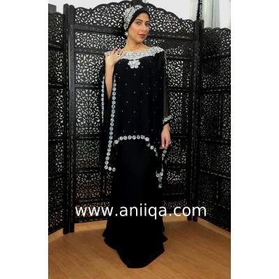 Robe dubai luxe noire cristaux argent 