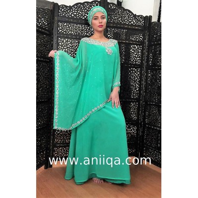 Robe dubai luxe vert d'eau cristaux argent