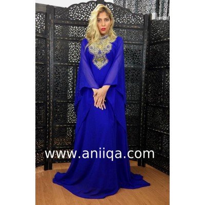 Robe dubai Kardashian bleu roi dorée