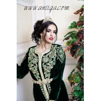 Caftan velours vert henna brodé et perlé