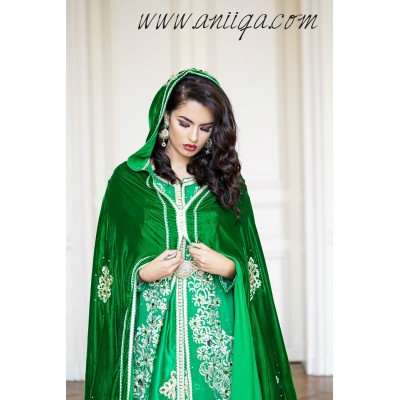 Location caftan mariée Henna vert avec sa cape