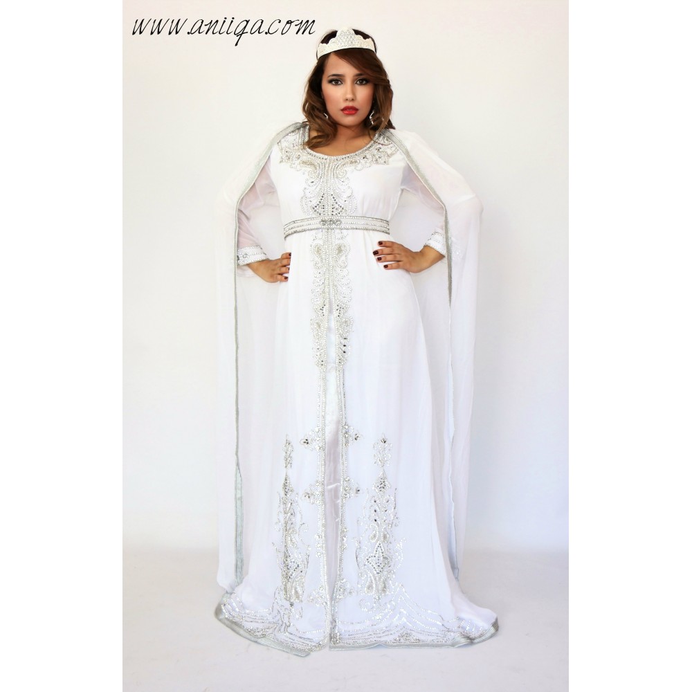 robe arabe et orientale blanche , robe de mariée orientale  blanche , robe mariage arabe