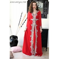 caftan marocain rouge avec pierre