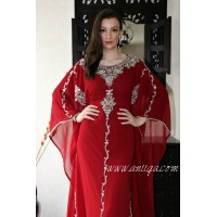 robe dubai rouge