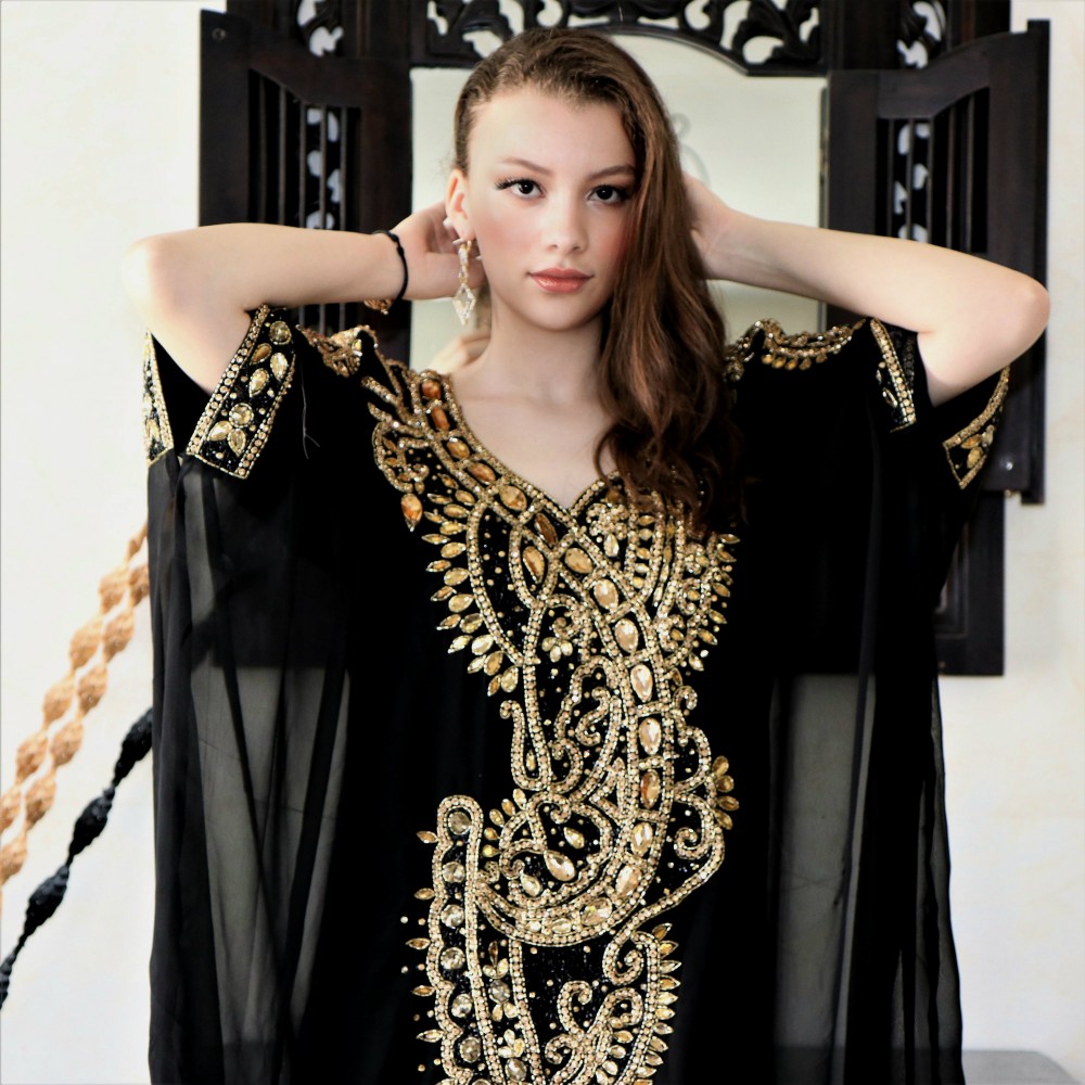 robe dubai papillon de luxe, robe arabe en ligne, robe dubai moderne