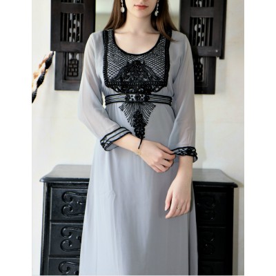 robe orientale simple gris et noir