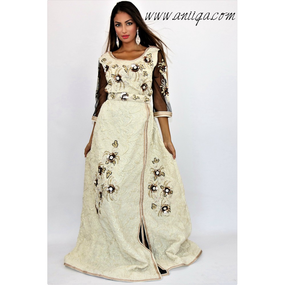 Caftan brocard beige perlé et brodé