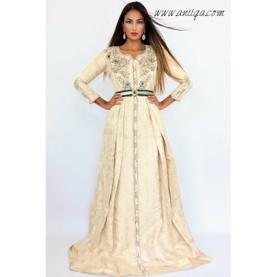 Caftan moderne brocard beige perlé et brodé