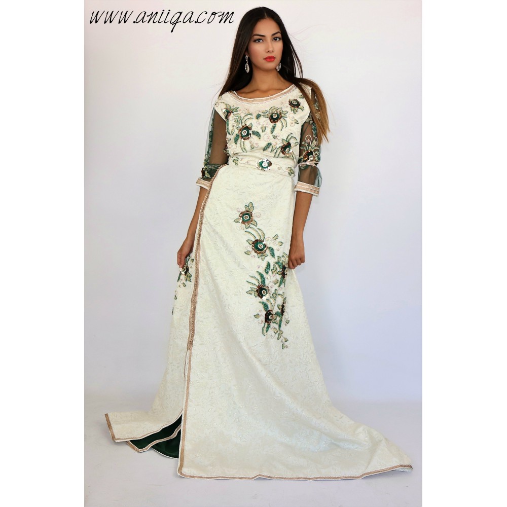 Caftan moderne brocard brodé et perlé modèle 2019