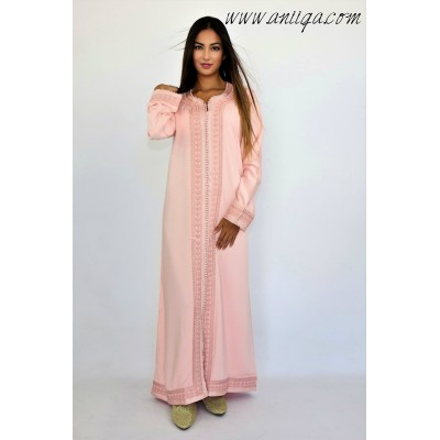 Caftan simple rose mlifa brodé et perlé