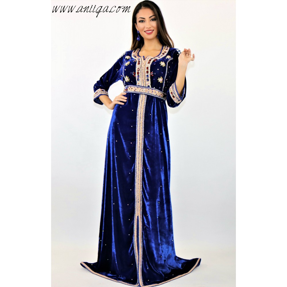 Caftan velours de soie bleu roi perlé