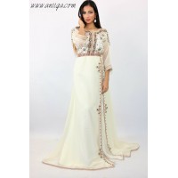 Caftan moderne blanc perlé