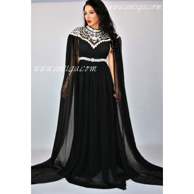 Robe de soirée tendance style caftan