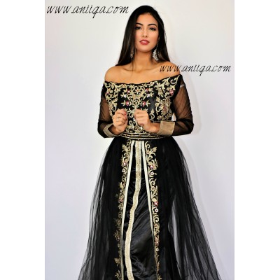 Caftan moderne noir tulle et satin orné de cristaux