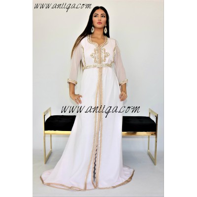 Caftan rose pâle moderne mousseline perlé coupe évasé