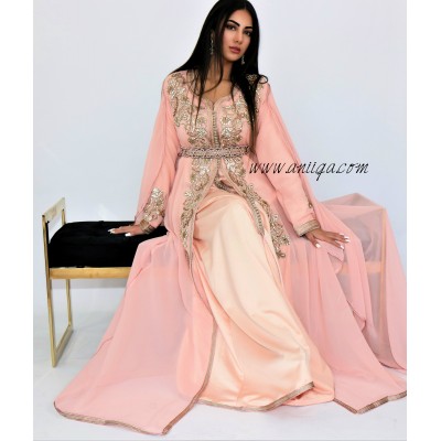 takchita chic,caftan de luxe,caftan haute couture 2019,caftan rose,caftan simple et chic