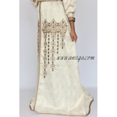 Caftan beige brocard brodée et perlée